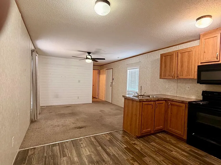 11027 Creekwood Dr — Photo 6