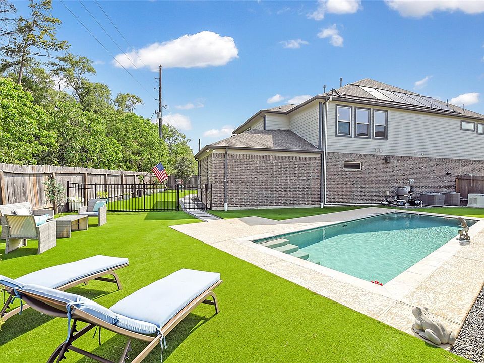 1st image of 2803 Skerne Forest Dr