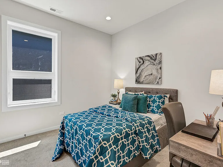 5201 S Wabash Ave #2 — Photo 19