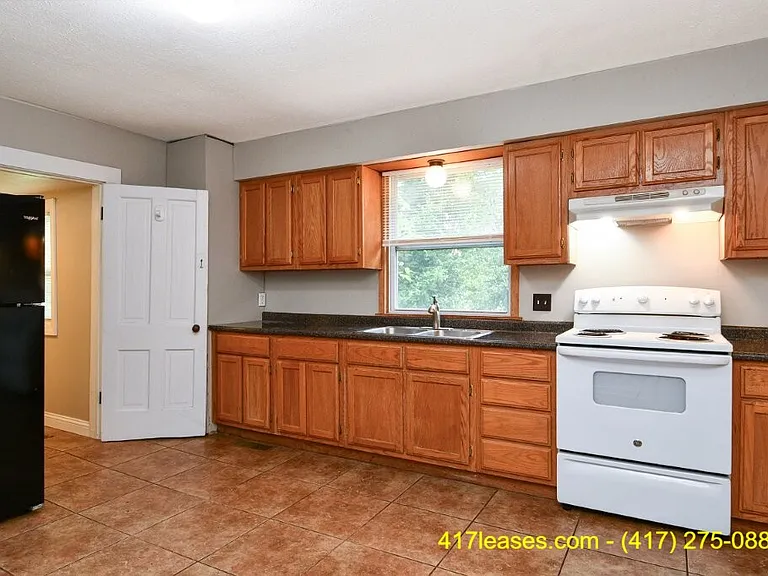 2944 W Page St — Photo 11