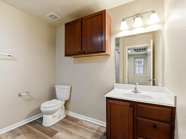 1230 Grassy View Dr — Photo 35