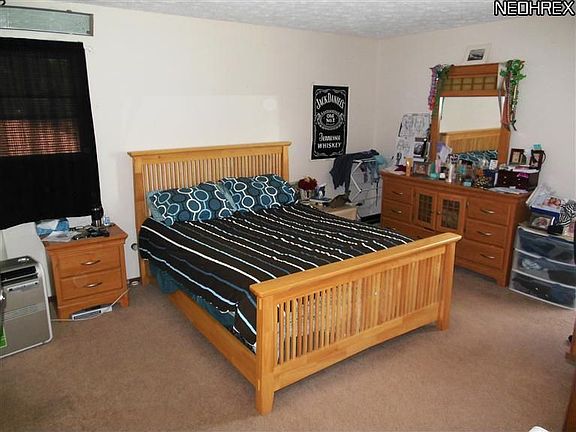 5th image of 7515 Pinehurst Dr