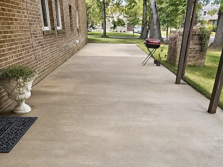 12504 McEwan Cir — Photo 3