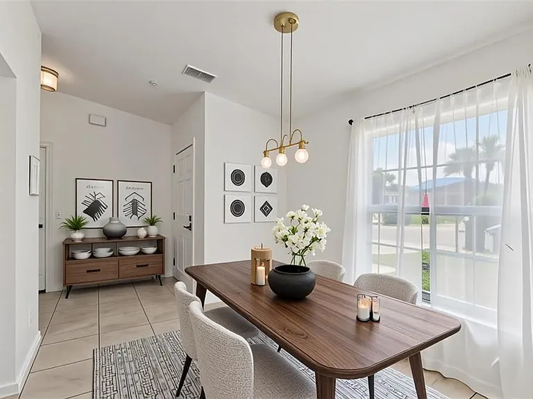 109 James Cir — Photo 4