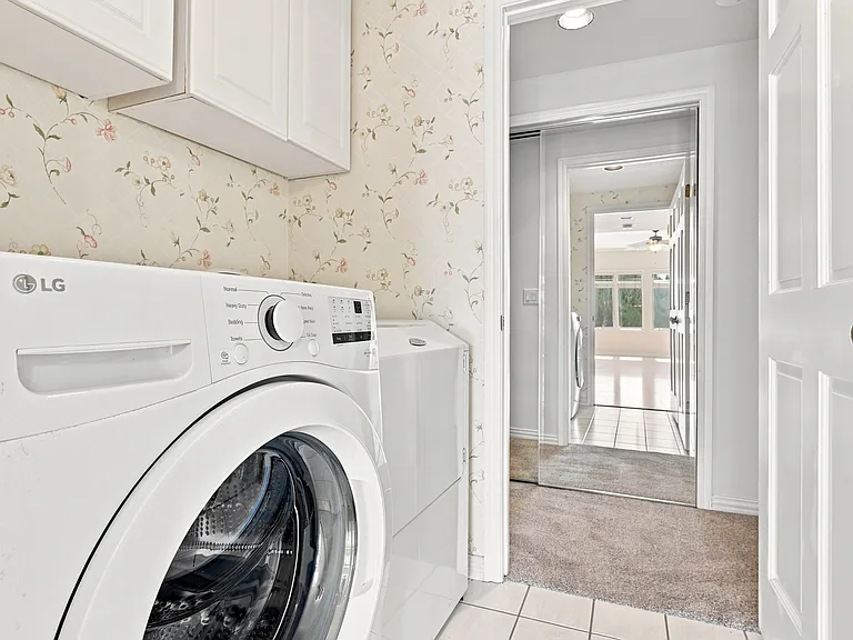 680 Ridgeside Dr #1 — Photo 20