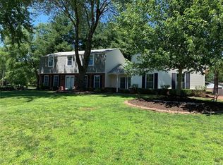 901 Indian Springs Rd, O Fallon, IL 62269