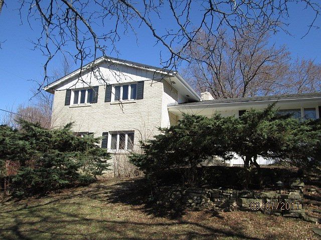 2nd image of 1875 Plum Orchard Ln