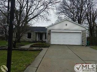 44757 Lake Crest Dr, Van Buren Township, MI 48111