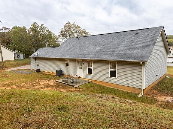 4th image of 251 Tucker Hollow Rd SE