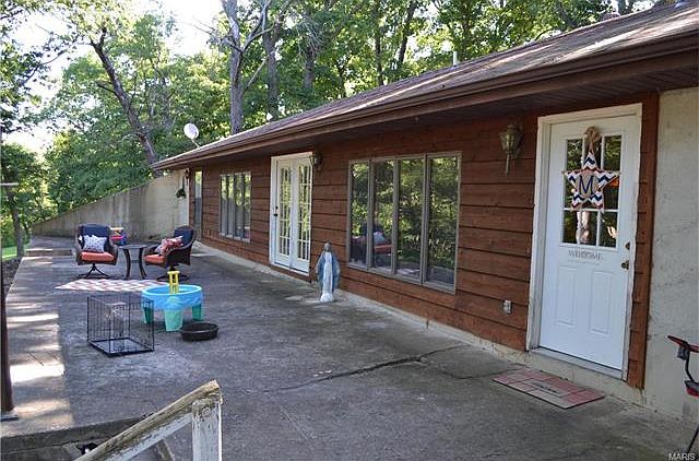 2nd image of 191 Southwest Ln