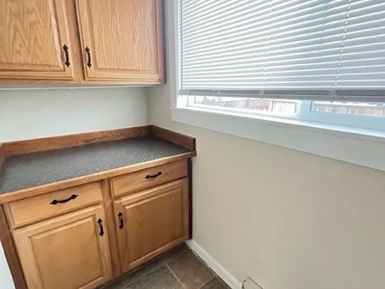 2211 Walnut St — Photo 19