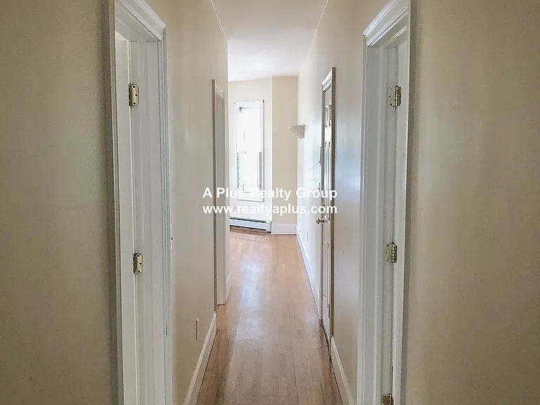 14 Schiller St #1A — Photo 7