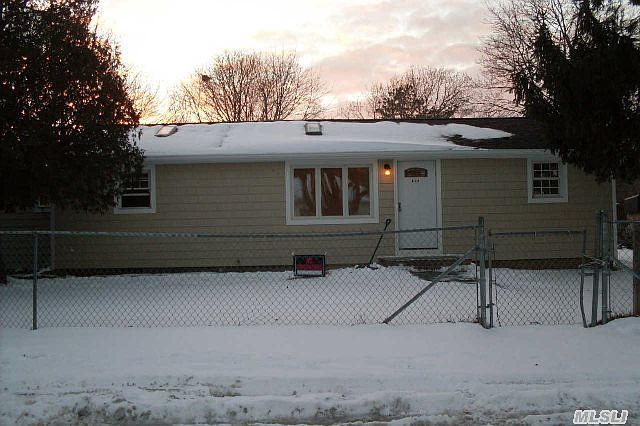 1st image of 664 Taylor Ave