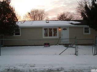 664 Taylor Ave, East Patchogue, NY 11772