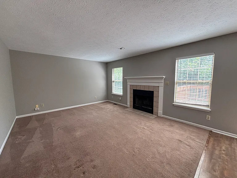 1129 Aqueduct Way — Photo 26