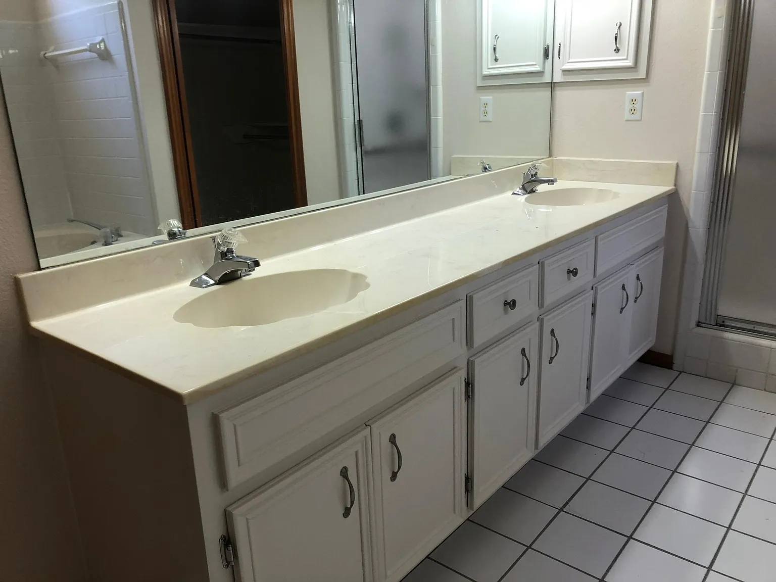 3 bed, 2145 sqft, $1,950 — Photo 4