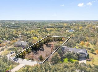 10101 Murmuring Creek Dr, Austin, TX 78736