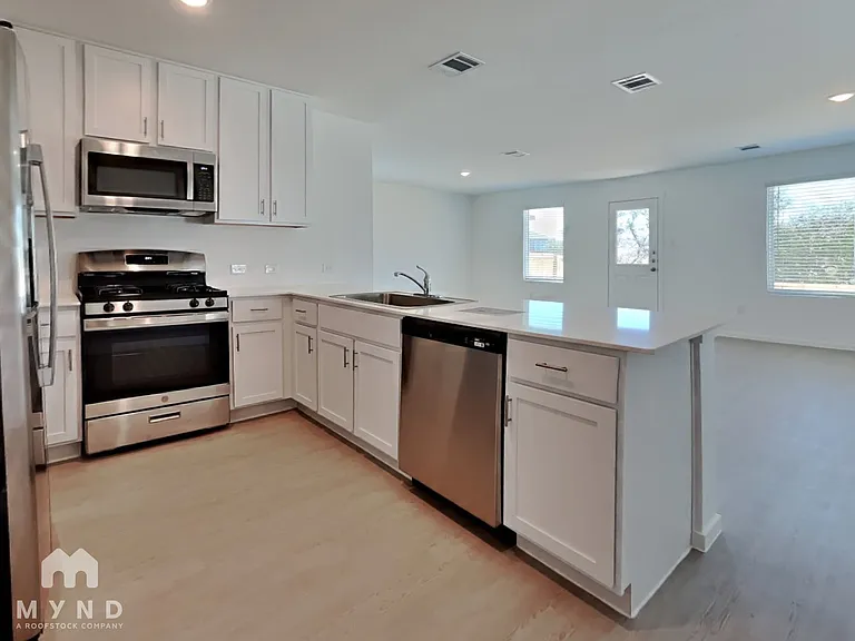 539 Layne Overlook — Photo 6