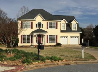 107 Hadrian Ln, Greer, SC 29650