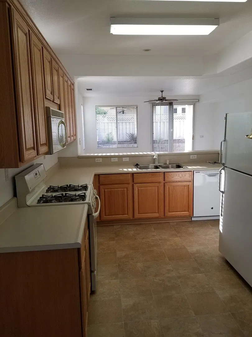 55+ Sun City Roseville — Photo 2