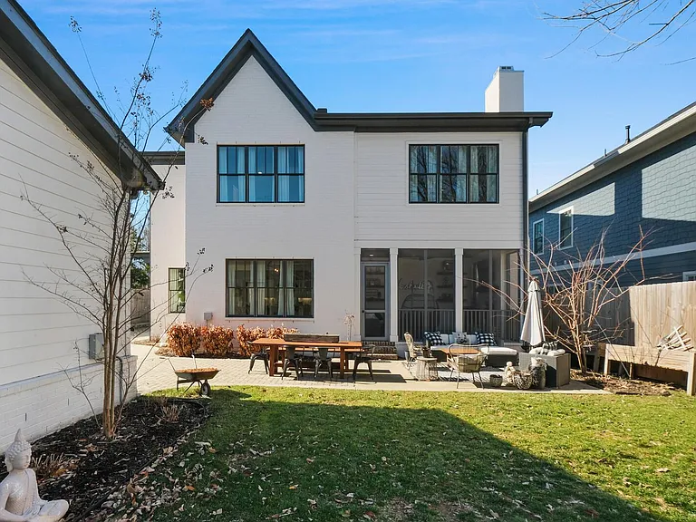 3406 Belmont Blvd — Photo 25