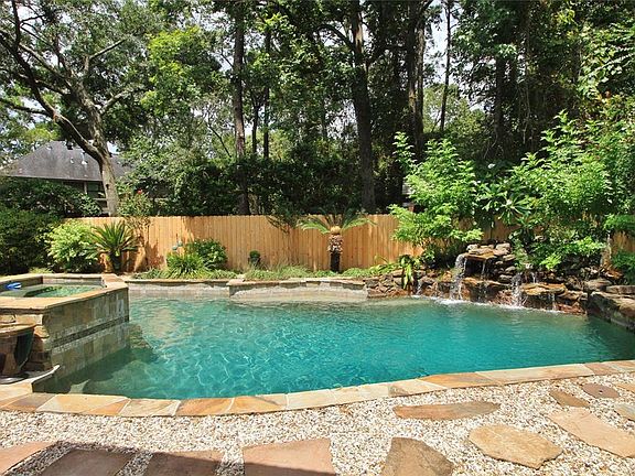 3rd image of 5735 Spring Lodge Dr