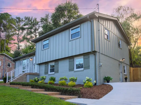 595 Hill Creek Dr, Nashville, TN 37211