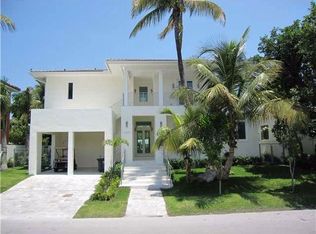 630 Hampton Ln, Key Biscayne, FL 33149