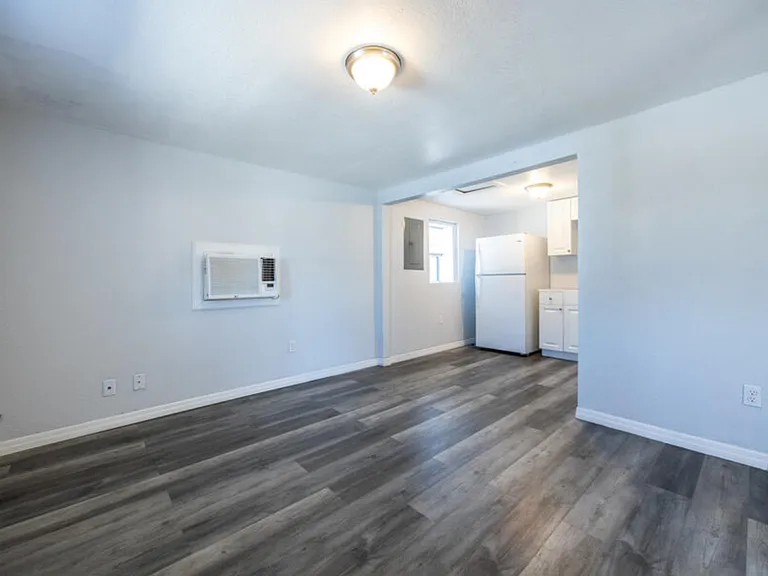 278 NE Ark Pl — Photo 31