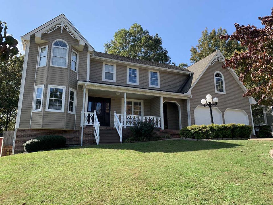 1st image of 9210 Carriage Ln