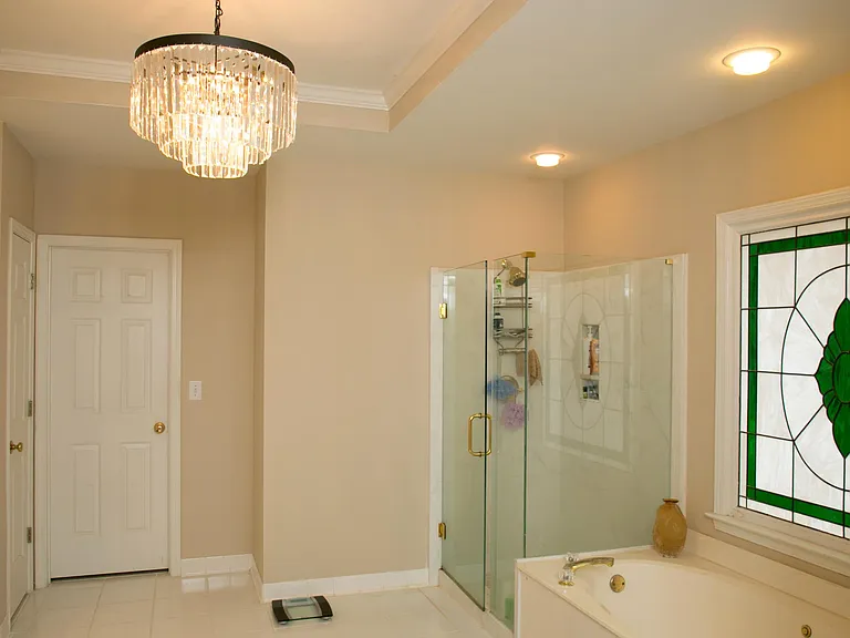 215 Smithdun Ln — Photo 14