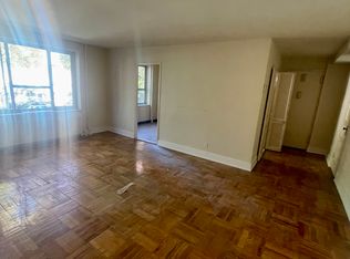 (Undisclosed Address), Fresh Meadows, NY 11365