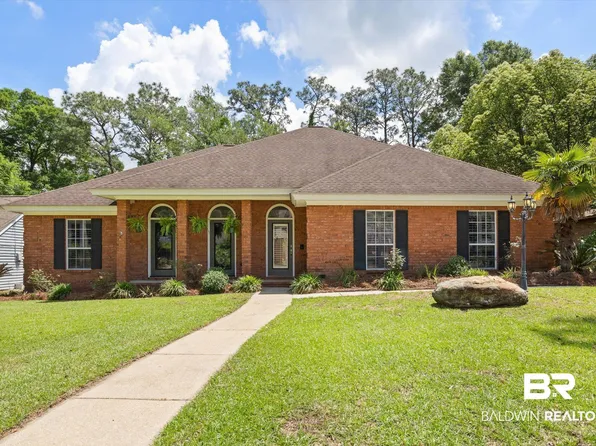 111 Wild Oak Dr, Daphne, AL 36526