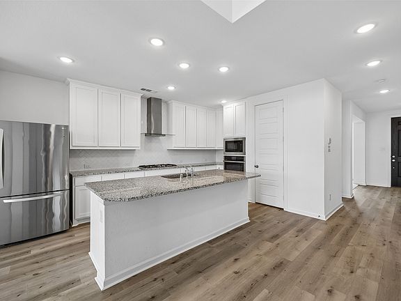 5th image of 3716 Blue Stream Dr