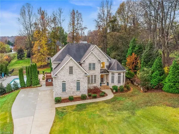 7479 Fox Chase Dr, Trinity, NC 27370