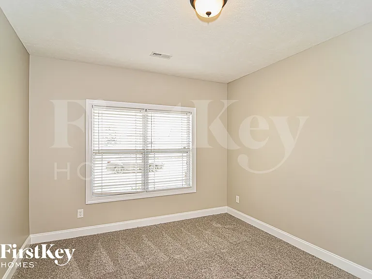 264 Autumn Terrace Ln — Photo 14