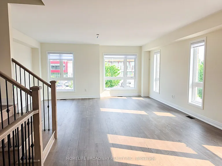 51 Mumbai Dr — Photo 9