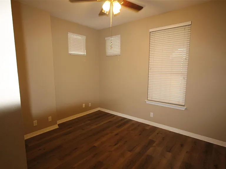 11558 Spicewood Pkwy #13 — Photo 8