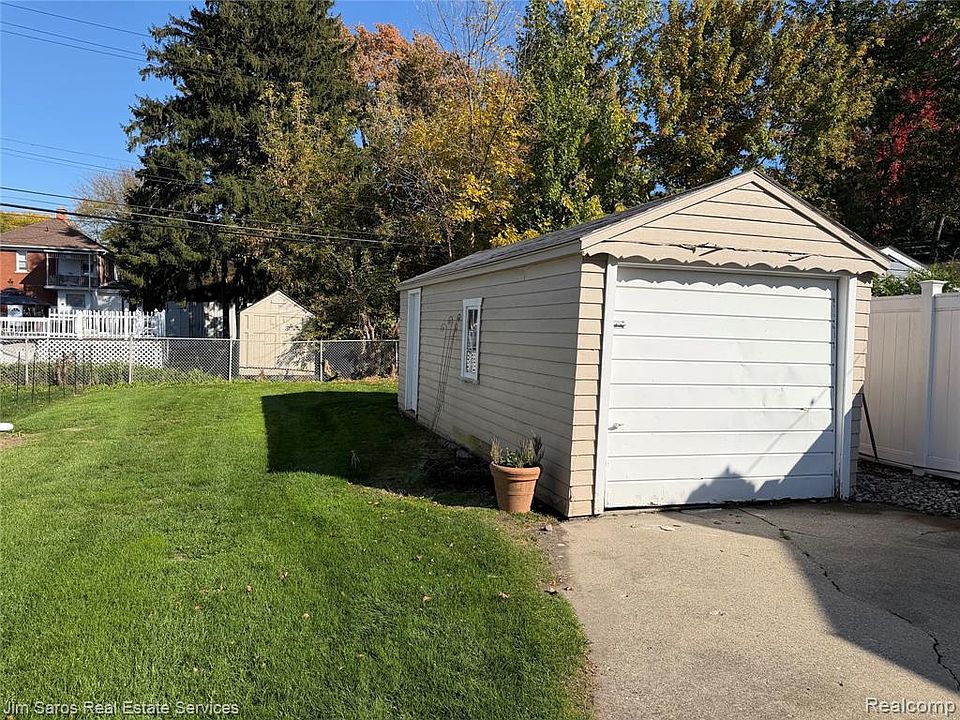 604 Notre Dame St, photo 11