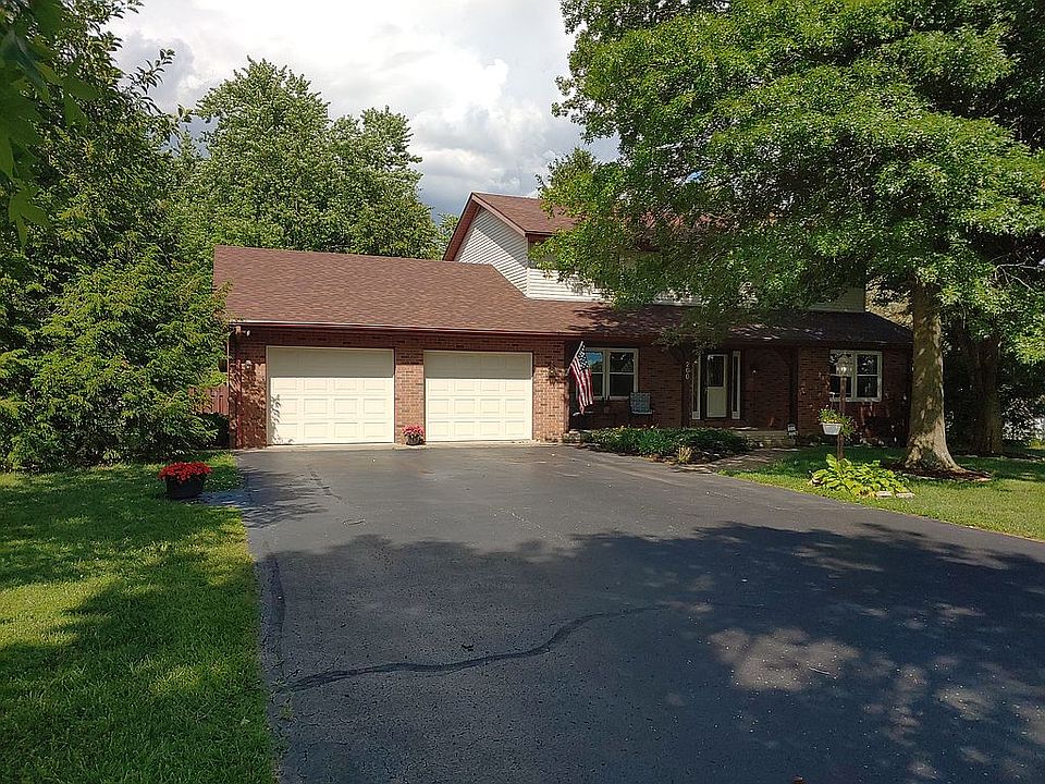 1st image of 200 Marion Dr
