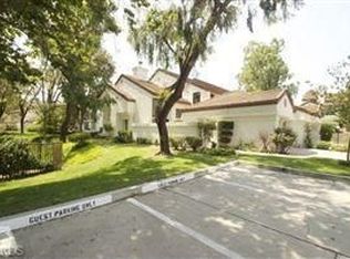 1303 Calle Lozano, Camarillo, CA 93012