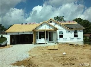 115 Pine Needle Dr, Wentzville, MO