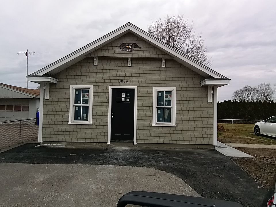 1st image of 308 Middleboro Ave #308A