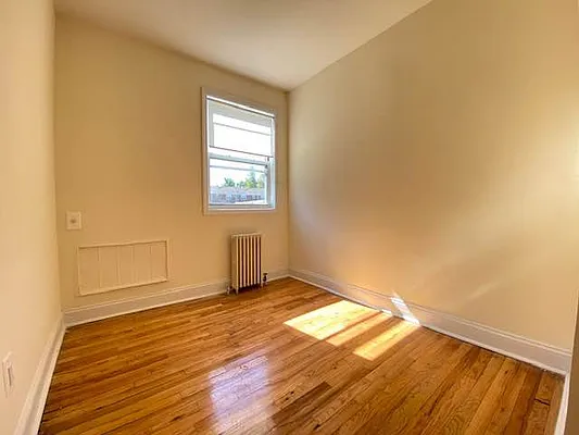Rented by Queens Apartments Realty LLC | media 9