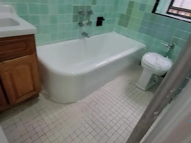 3175 Grand Concourse #J2 — Photo 18