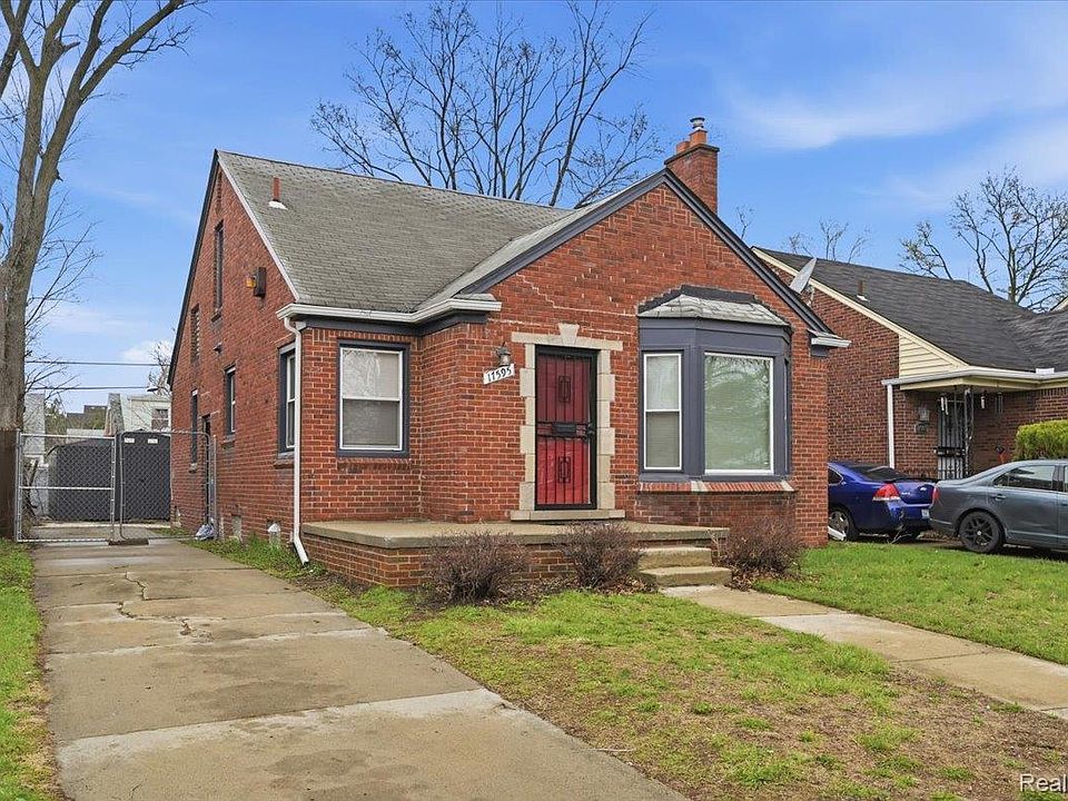 1st image of 17595 Mendota St