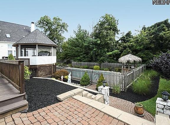 2nd image of 8455 Cherry Hill Ln