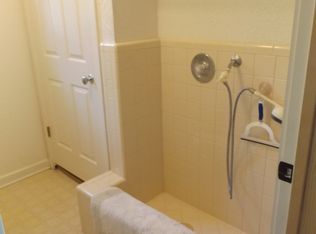 1611 Lakeside Dr W, Canyon Lake, TX 78133