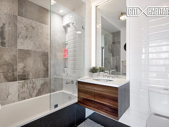 5th image of 672 Pacific St #412