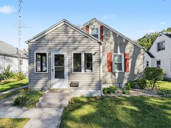 732 Northwood Dr, South Bend, IN 46617
